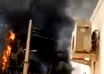 Sudan: rotta la fragile tregua, i combattimenti si intensificano, in fiamme la Banca Centrale