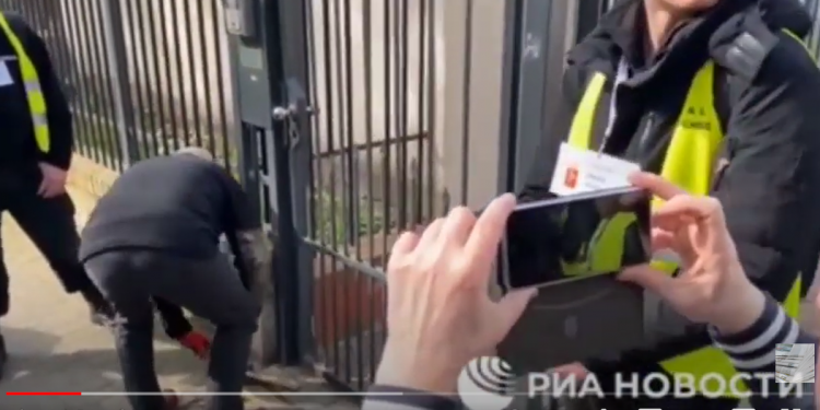 Le autorità polacche hanno sfrattato la scuola dell’ambasciata russa a Varsavia