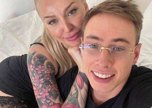 Liceo italiano nella bufera per la lezione del giovane porrnoattore Max Felicitas