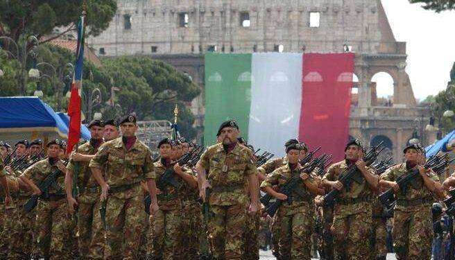 Alle Forze armate italiane mancano esplosivi e polvere da sparo, complice lo sforzo per Kiev