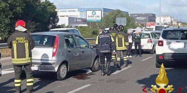 Olbia, tamponamento alle porte della città: due feriti