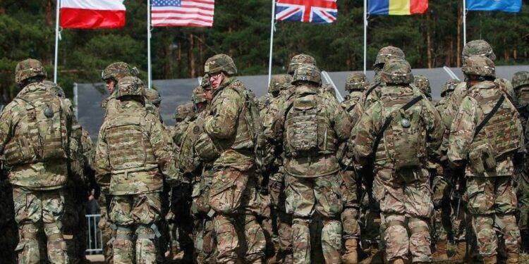 Nato pronta alla guerra contro la Russia: approvati piani di difesa militare