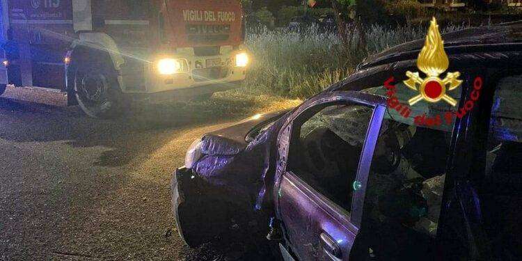 Violento schianto a Bosa, soccorse 4 persone