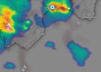 Violento nubifragio colpisce Cagliari: grandine e fortissima pioggia sulla città