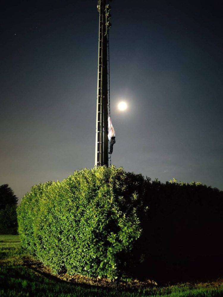 Tensioni in Val di Susa, in azione i NoTav: polizia in assetto antisommossa