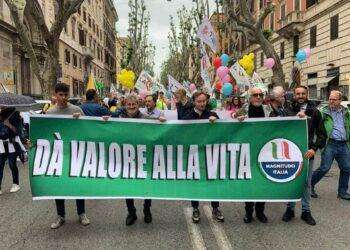 Pro life in corteo a Roma: “sì alla vita, no alla 194”