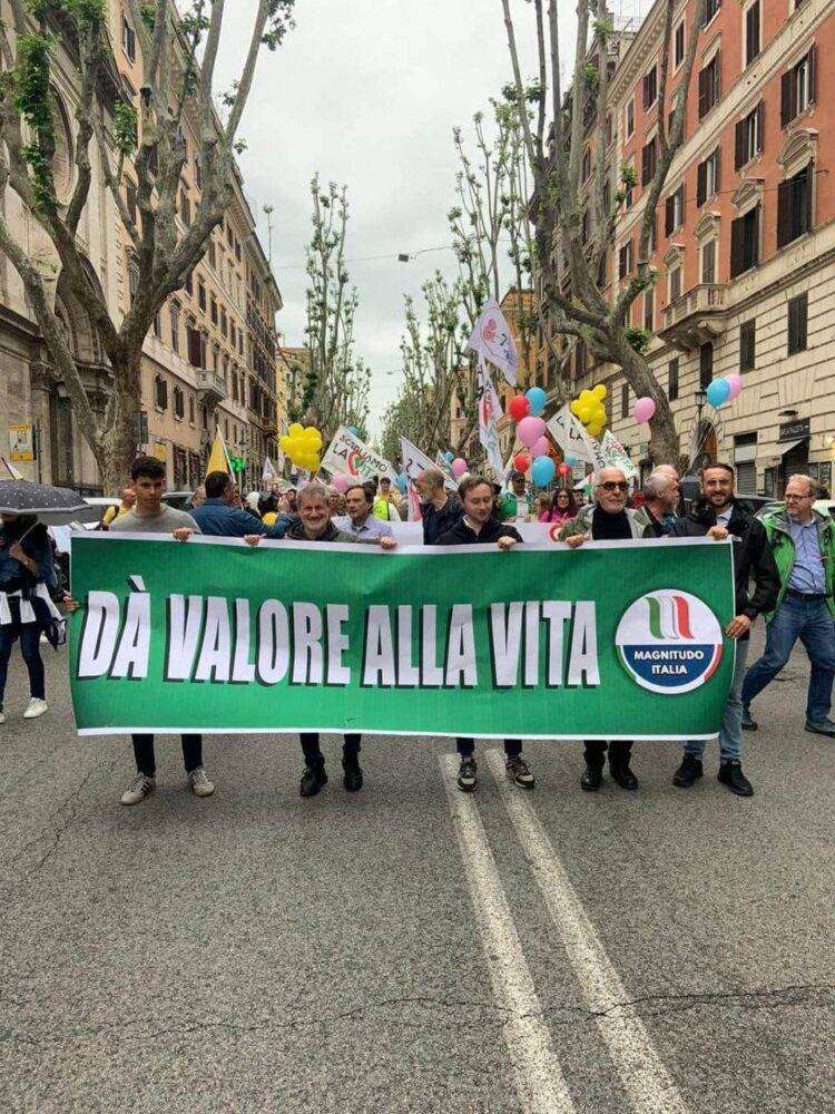 Pro life in corteo a Roma: “sì alla vita, no alla 194”