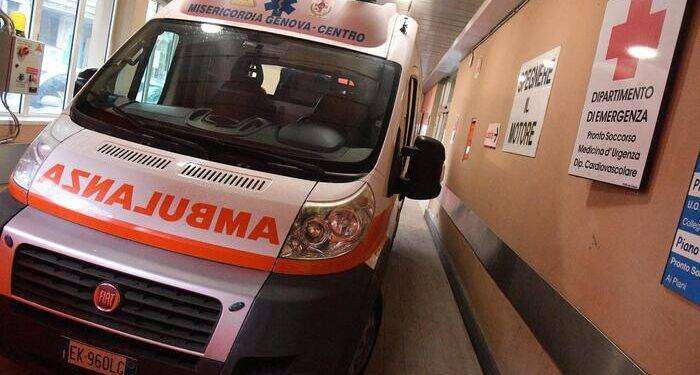 Spari contro un bar, feriti una bimba di 10 anni e i suoi genitori