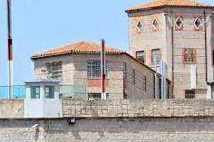 Agente aggredito in carcere, dura protesta dei poliziotti