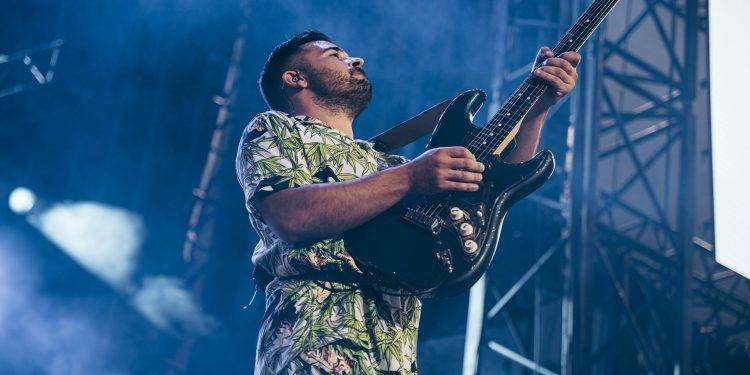 Marco Azara, chitarrista di Salmo  ospite di Veni, Vidi, Cognovi con l’incontro “Approccio alla musica moderna in studio e in live”