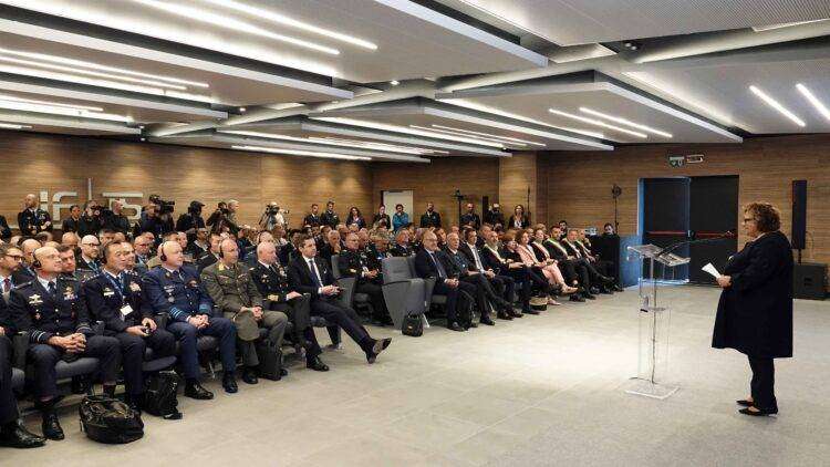 Sardegna occupata militarmente, inaugurato il campus per la scuola di volo militare