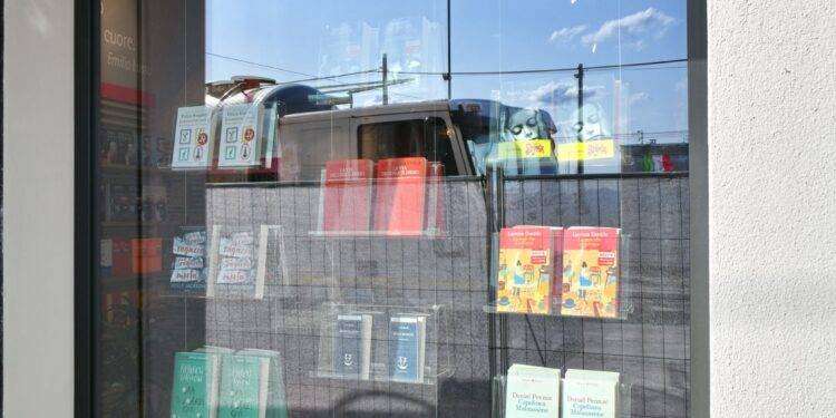 Fronte porto apre a Cagliari la Feltrinelli, salotto letterario