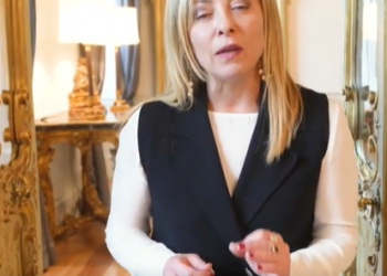 Decreto lavoro 2023, ‘lezione’ video di Meloni e polemiche per la mancata conferenza stampa