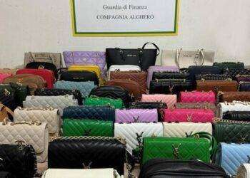 Alghero, sequestrate 60 borse con false griffe