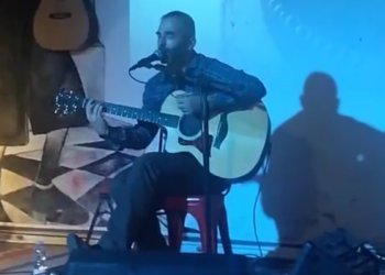 Igor Lampis live al Jester, presentato il suo nuovo album “Amore ero ma…”: le immagini