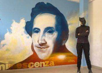Manu Invisible dipinge Manzoni nella scuola di Maracalagonis