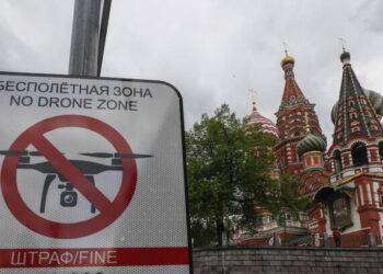 Mosca accusa: “Ci sono gli Usa dietro gli attacchi al Cremlino