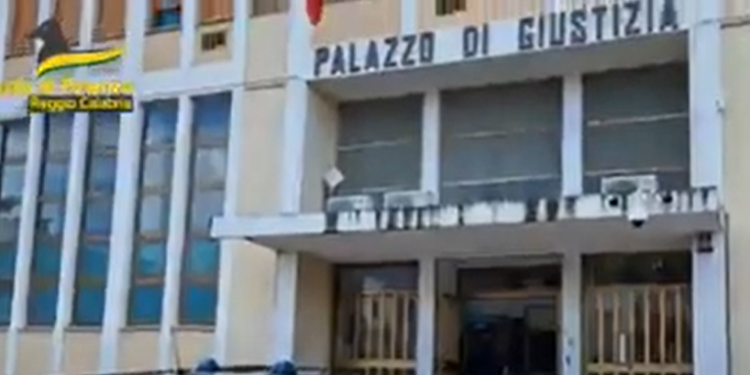 Corruzione nella sanità a Reggio Calabria, 11 misure cautelari