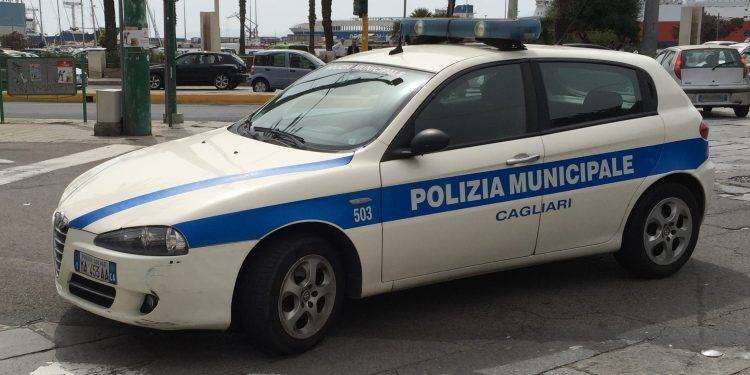 Cagliari, non bastavano i lavori in via Roma e viale Trieste: sabato cambia il traffico al Poetto per gara podistica