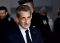 Sarkozy condannato in appello a 3 anni, uno lo farà in carcere