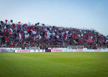 Il Parma nel giorno del compleanno del Cagliari Calcio