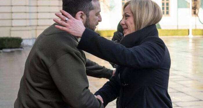 Visita lampo di Zelensky a Roma, vedrà Meloni e il Papa