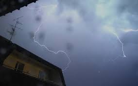 Maltempo, nel pomeriggio forti rovesci e temporali sulla Sardegna