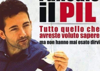 Teatro pieno per lo spettacolo irriverente e comico di Sandro Torella