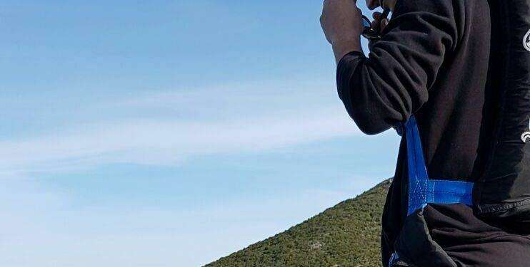 Base jumper sardo si schianta contro un grattacielo in Spagna