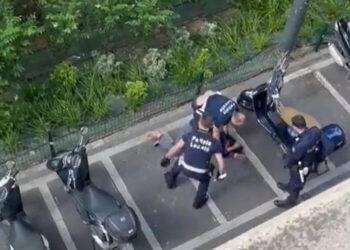 Bloccata con manganellate, tre vigili indagati a Milano