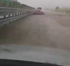 Violento nubifragio nel centro Sardegna, allagamenti e disagi sulla SS 131 tra Ottana e Sedilo