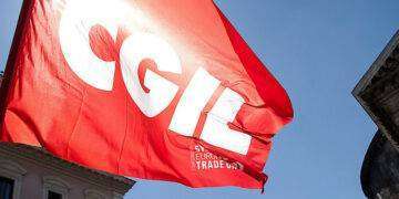 Via libera del Consiglio Ue a Di Maio inviato nel Golfo: l’Europa oggi conta poco immaginiamoci da domani