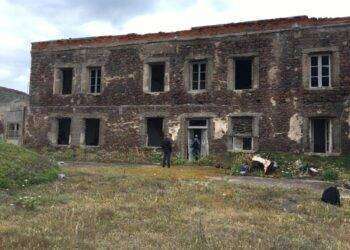 Carabinieri del Noe, sigilli ad ex orfanotrofio su spiaggia di Lu Bagno a Castelsardo