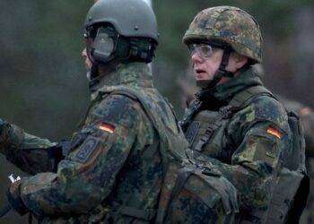 La Germania fornirà all’Ucraina un pacchetto record di aiuti militari dal valore di 2,7 miliardi di euro