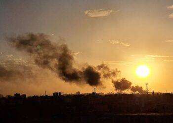 Sudan: Sono proseguiti i raid aerei e i combattimenti a Khartoum