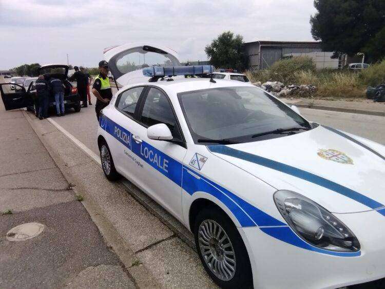 Cagliari, sequestrate due aree adibite a discarica: sgomberate tre persone