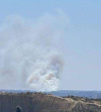 Vasto incendio nella Francia meridionale, decine di mezzi in azione
