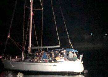 Diecimila euro per salire su un barcone, la polizia arresta 29 persone