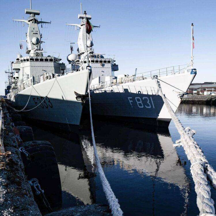 Sardegna occupata dalla Nato, prova di forza dell’alleanza atlantica: Antonov, i Tiger e i Leopard 2 in terra sarda