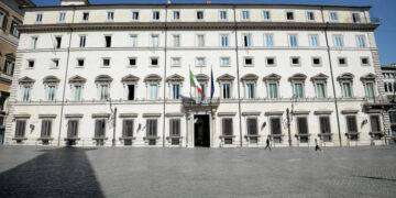 Via libera del Consiglio Ue a Di Maio inviato nel Golfo: l’Europa oggi conta poco immaginiamoci da domani