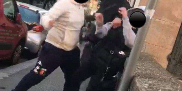 12enne aggredito da branco, video sui social