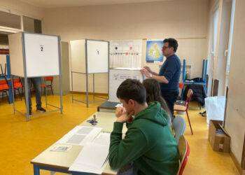 Aperti i seggi, al voto in 41 comuni per i ballottaggi e in Sardegna