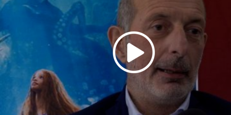 Cinema: tanta Sardegna nel film “La Sirenetta”. Biancareddu: “Conferma che i sardi sono dei grandi professionisti, nostra isola perfetta per grandi produzioni”