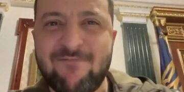 L’Occidente elogia l’Ucraina sulla libertà di stampa,  ma dimentica giornalisti uccisi e legge sulla censura