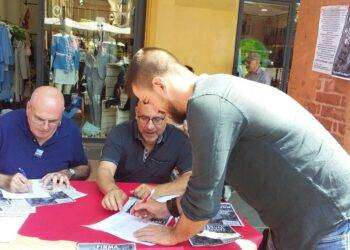 Sassuolo, Consigliere Regionale della Lega firma referendum contro la guerra