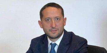 Video denuncia, Assemini: litri e litri d’acqua si riversano in via Kennedy ogni minuto