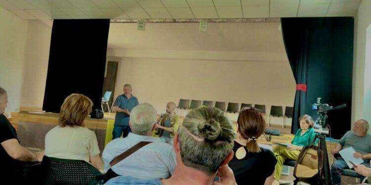 Eolico, assemblee contro i progetti di speculazione energetica