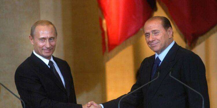 Putin: “Silvio Berlusconi sarà ricordato come un sostenitore del rafforzamento delle relazioni amichevoli tra i nostri Paesi”
