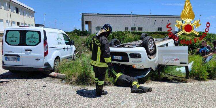 Grave incidente a Orosei, tre feriti
