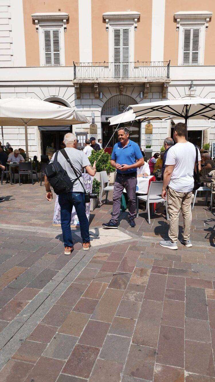 Prosegue in tutta Italia la raccolta firme contro invio armi in Ucraina: in prima linea il Comitato “Fermare la Guerra”